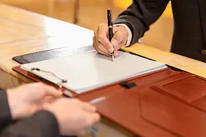 通信技术学校招生